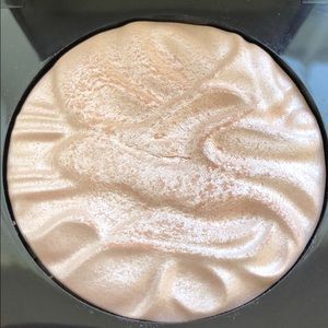 laura mercier Face Illuminator DEVOTION